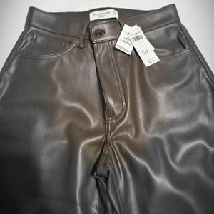 SZ 27 Regular Length - Women's High Rise 90s Re-laxed Ve-gan Leather Pant
